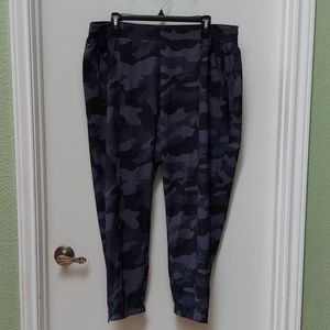 Women's Old Navy Camo Jogger Athletic Zipper Pants Size XL